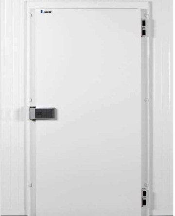 Coldroom hinged door